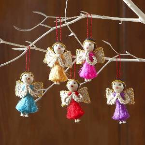 Traidcraft Jute Singing Angels.jpg Traidcraft Jute Singing Angels.jpg